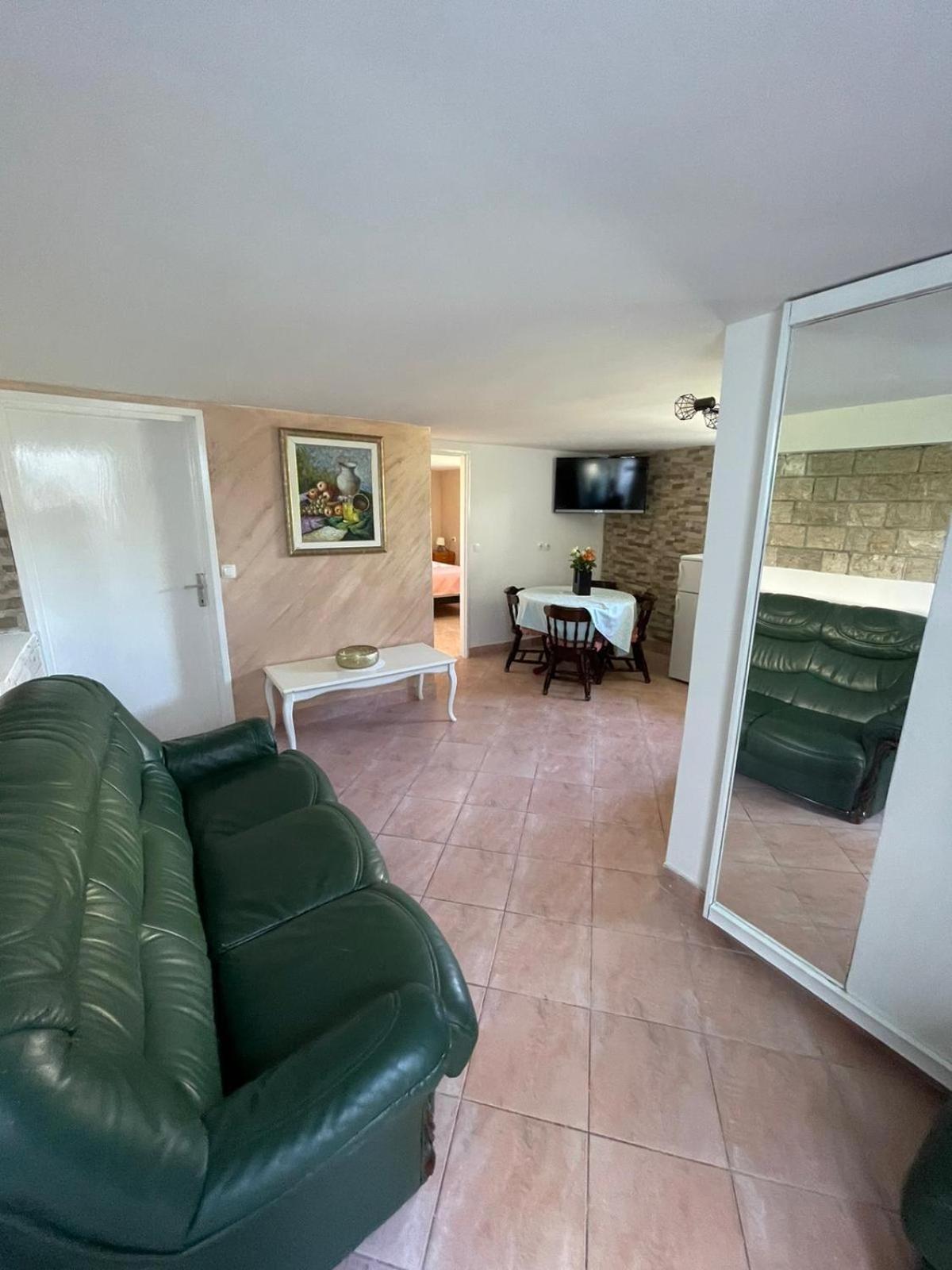 Palma Guesthouse Palit 部屋 写真
