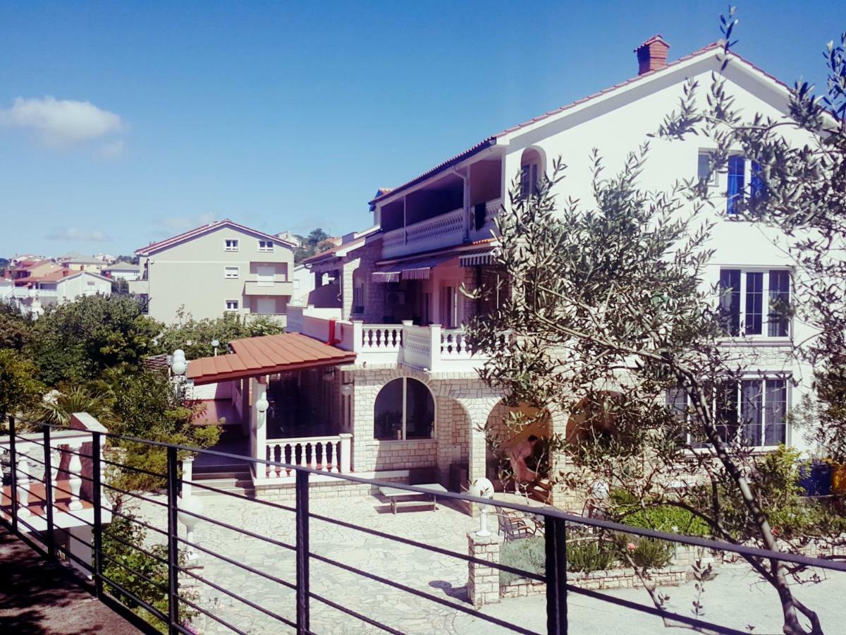 Palma Guesthouse Palit エクステリア 写真